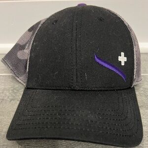 Oakley Infinite Hero hat
